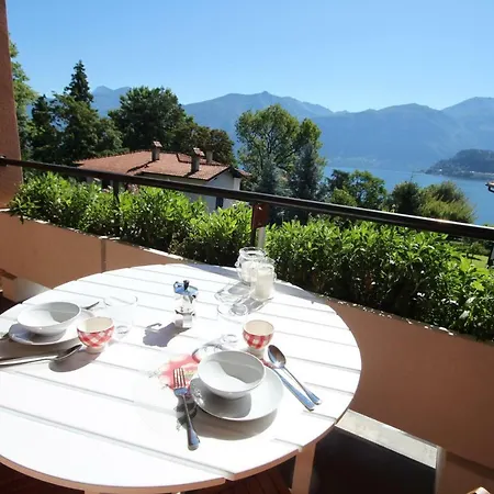 Appartmetno Olga - Sleeps 4 - Lake View Casa vacanze Cadenabbia